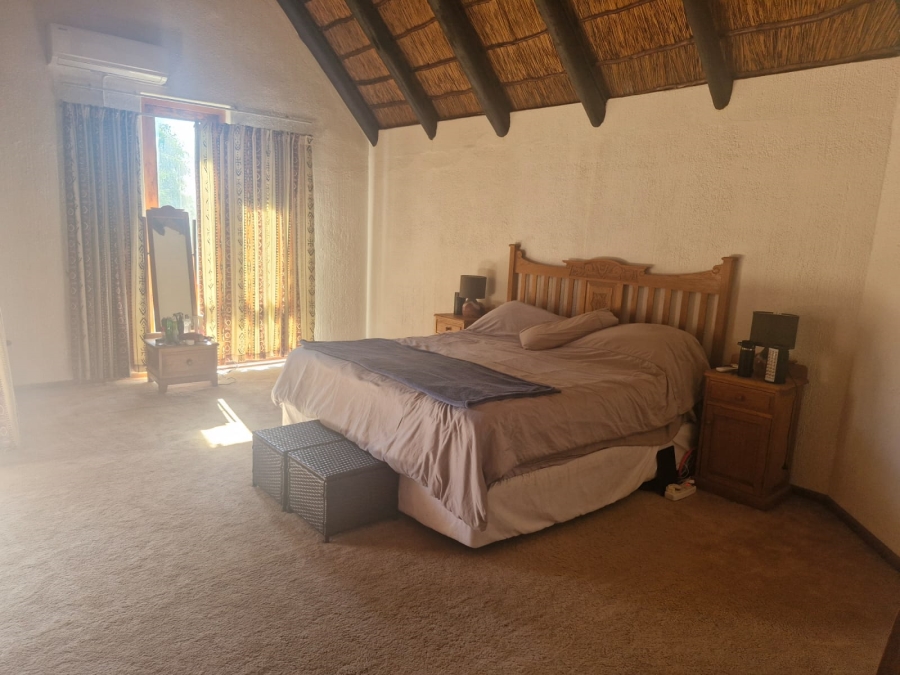 4 Bedroom Property for Sale in Die Rand Northern Cape